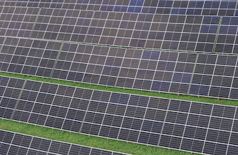 Jüngste Firmenblogs über Ägypten unterzeichnet Landabkommen für ein 2 GW PV-Panel- und 1 GWh Energiespeicherprojekt